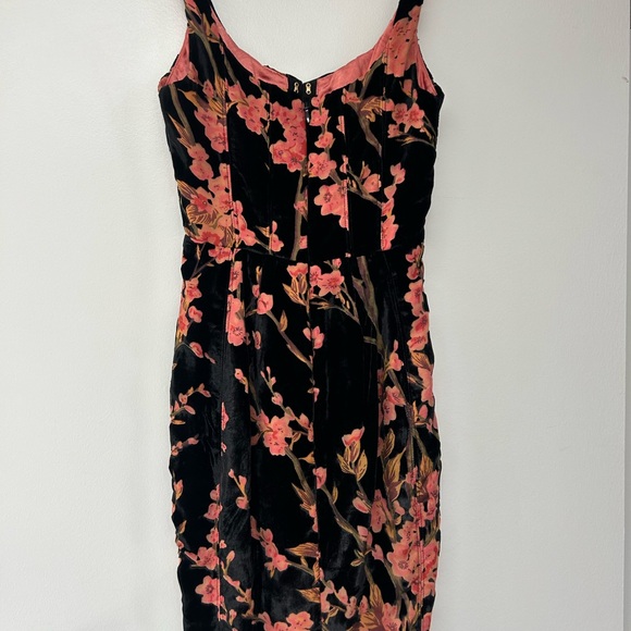 House of CB Lexi dress size small. - Picture 3 of 3